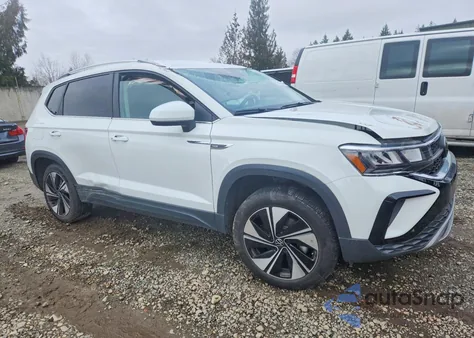 2024 Volkswagen Taos Se z USA, uszkodzony, nr VIN 3VVUX7B27RM057909
